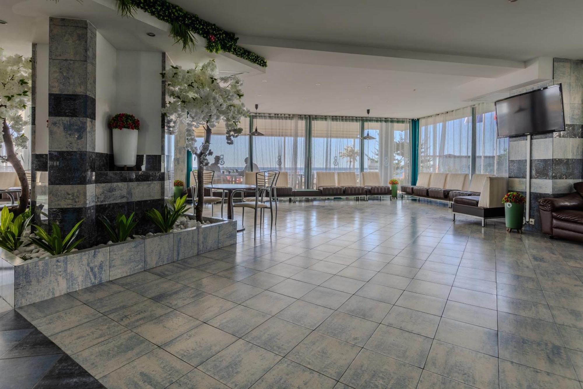 Berlin Golden Beach Hotel Altın Kumlar Dış mekan fotoğraf